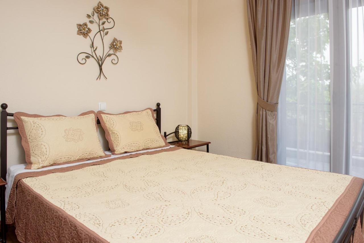 Dili Apartments Ierissos Dış mekan fotoğraf