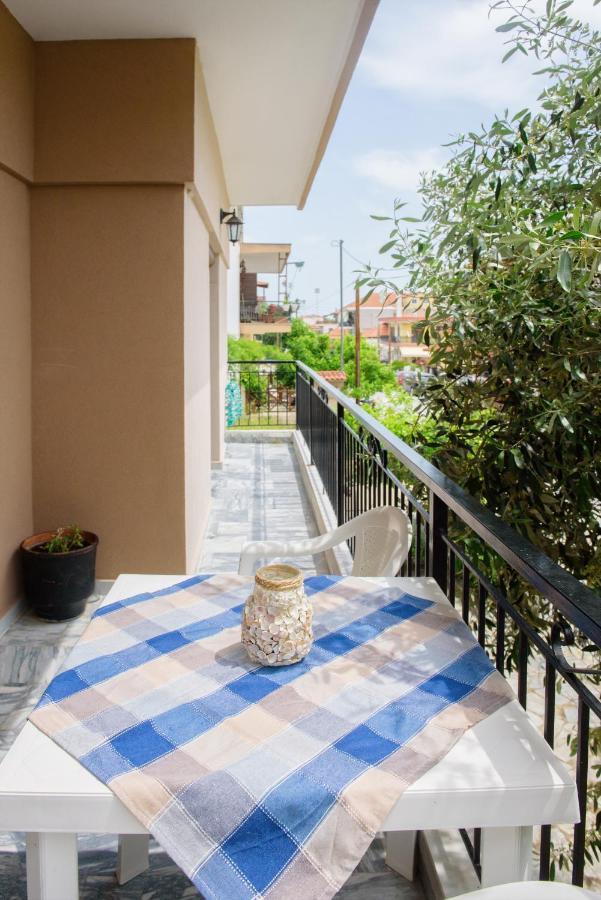 Dili Apartments Ierissos Dış mekan fotoğraf