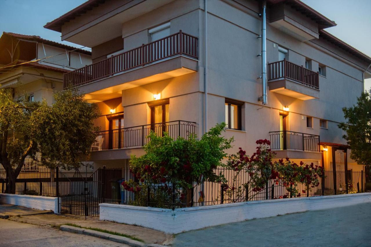 Dili Apartments Ierissos Dış mekan fotoğraf