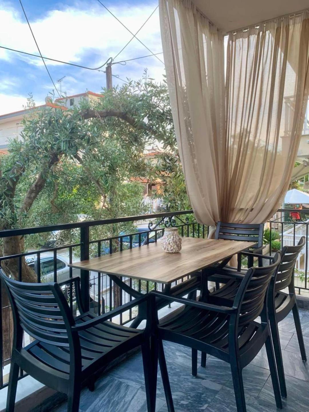 Dili Apartments Ierissos Dış mekan fotoğraf