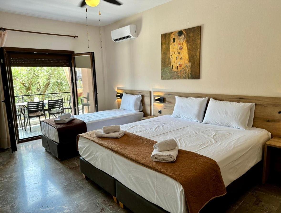 Dili Apartments Ierissos Dış mekan fotoğraf