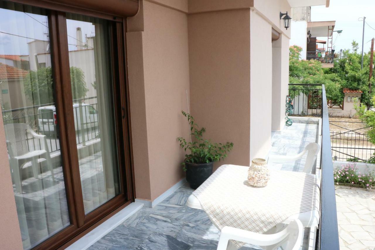 Dili Apartments Ierissos Dış mekan fotoğraf